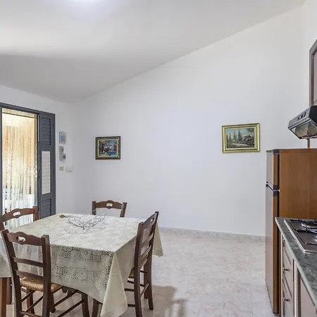 La Pineta アパートホテル