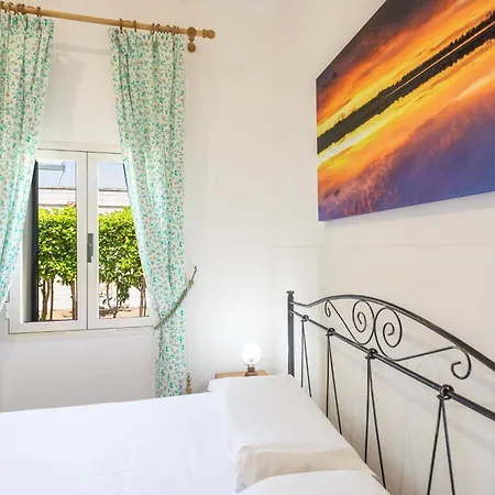 شقة فندقية La Pineta 3*