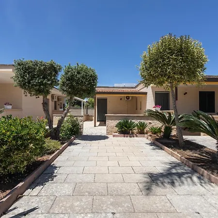 La Pineta شقة فندقية 3*