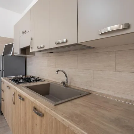 شقة فندقية La Pineta