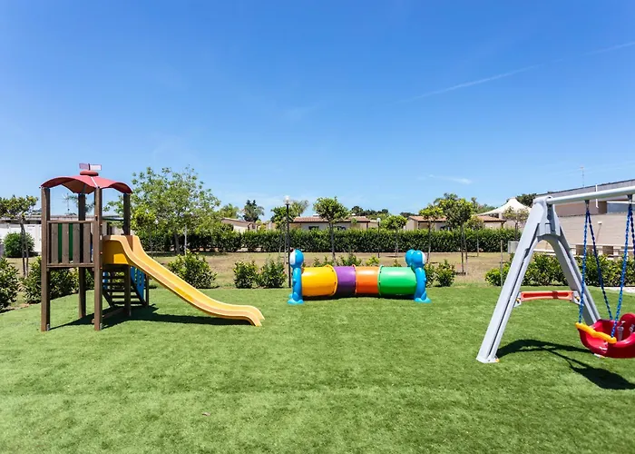 Aparthotel La Pineta 3*