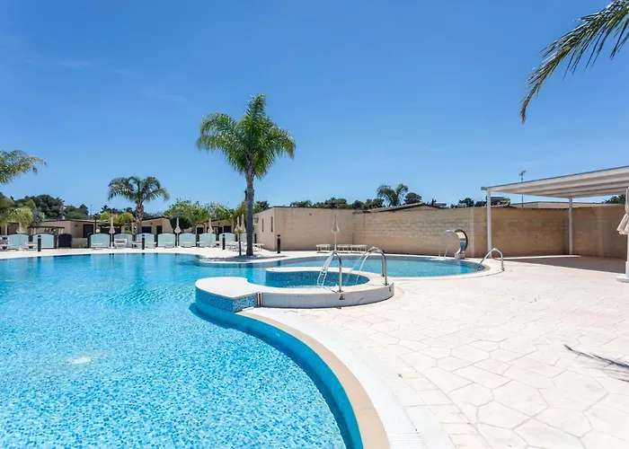 La Pineta Aparthotel 3*