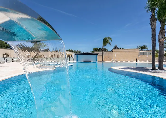 La Pineta Aparthotel 3*