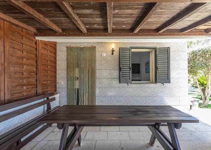 Aparthotel La Pineta 3*